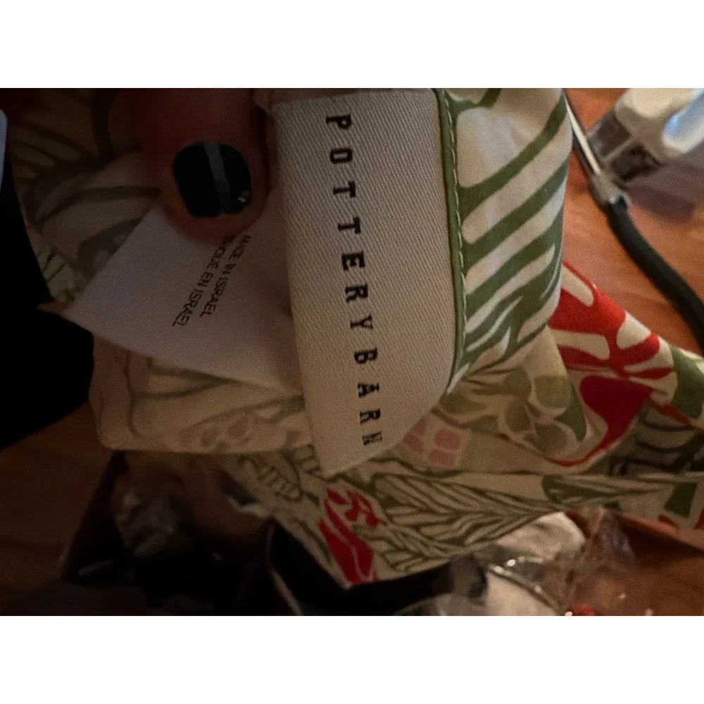 Pottery Barn Swedish House PIllow Shame Pillowcase Green Pink Folk Art‎
